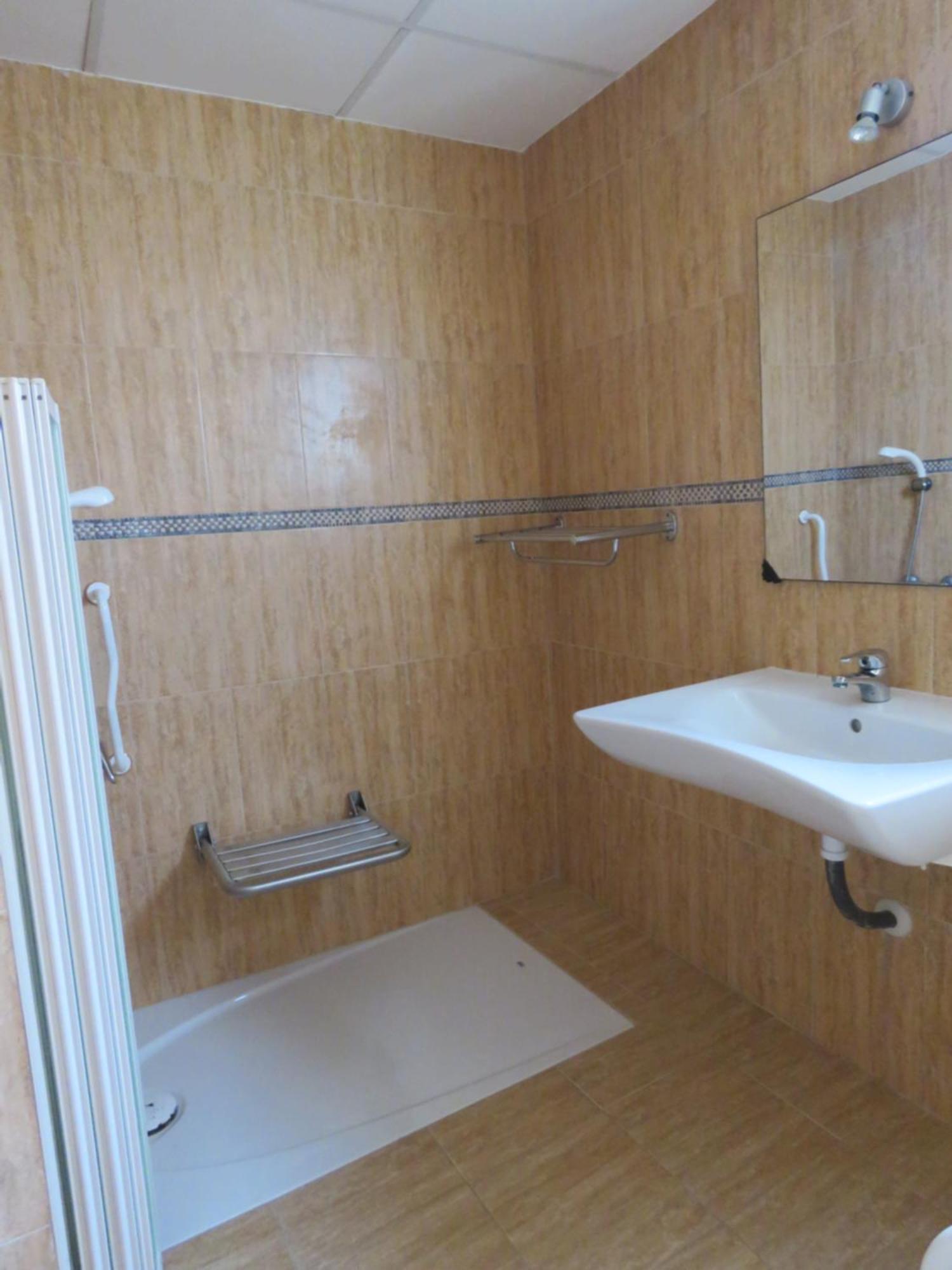 Hotel Alain Silla Ngoại thất bức ảnh