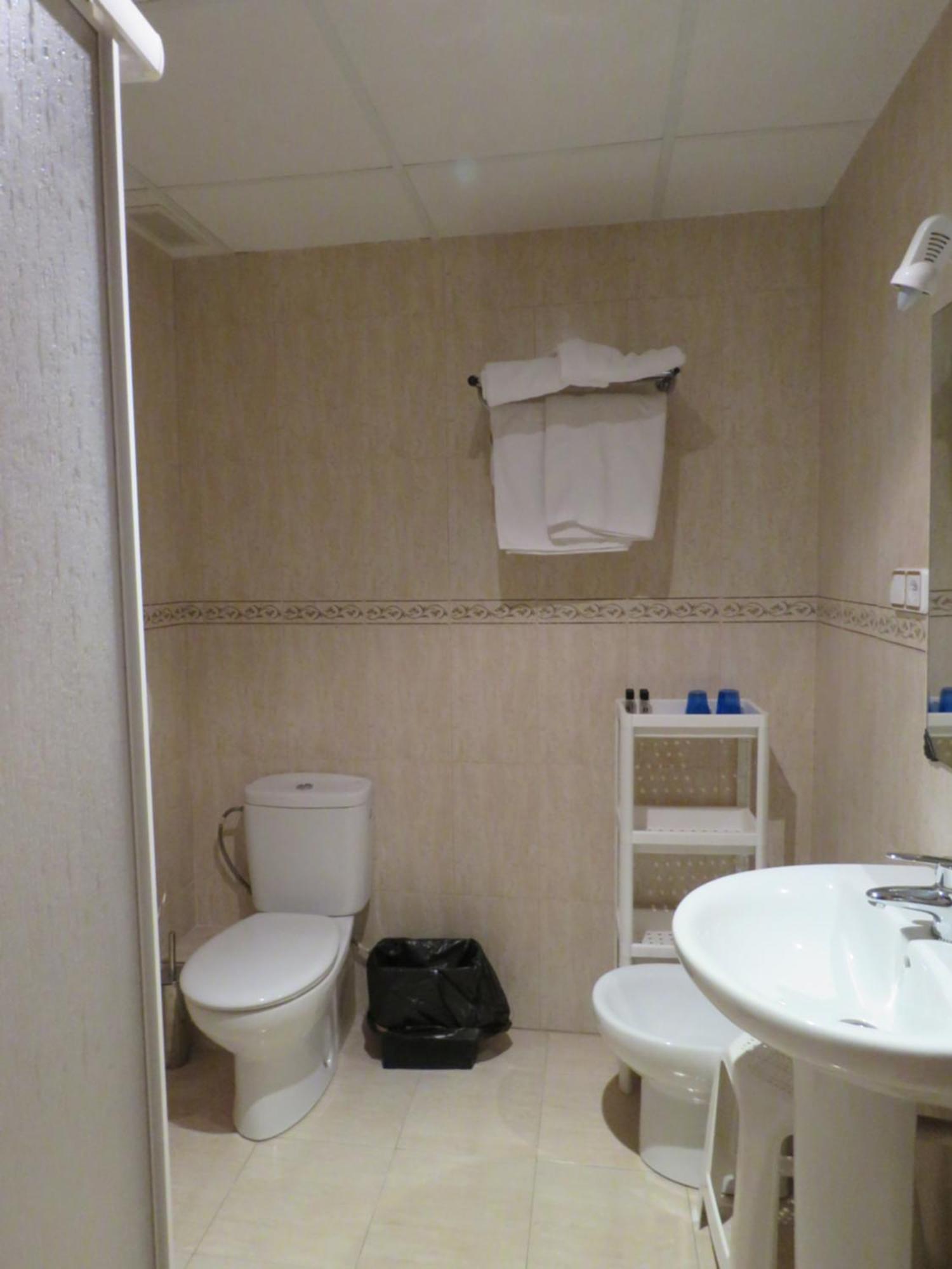 Hotel Alain Silla Ngoại thất bức ảnh
